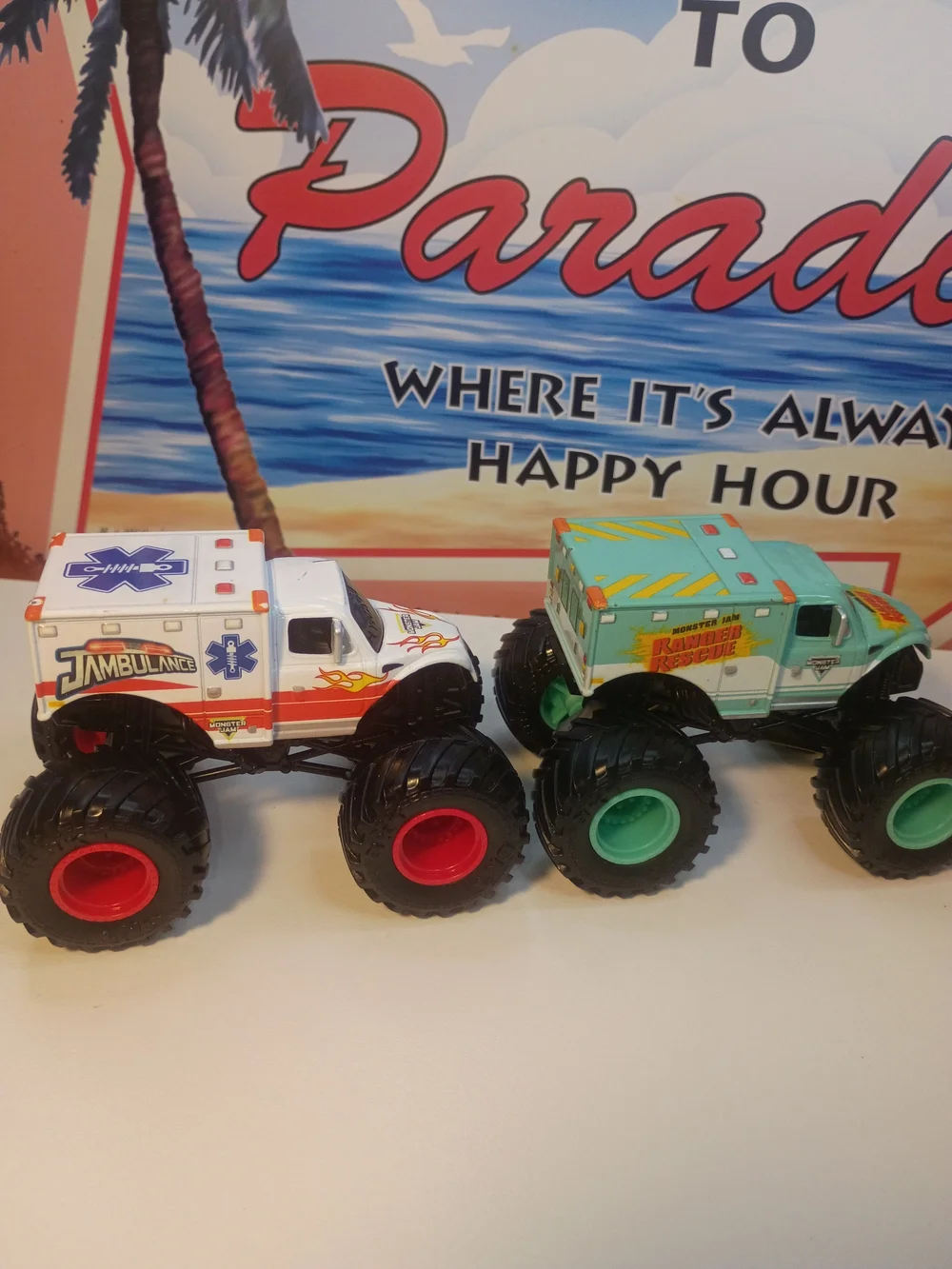 Lot Of 2 Monster Jam Monster Trucks Jambulance & Rescue Ranger 1/64 Scale